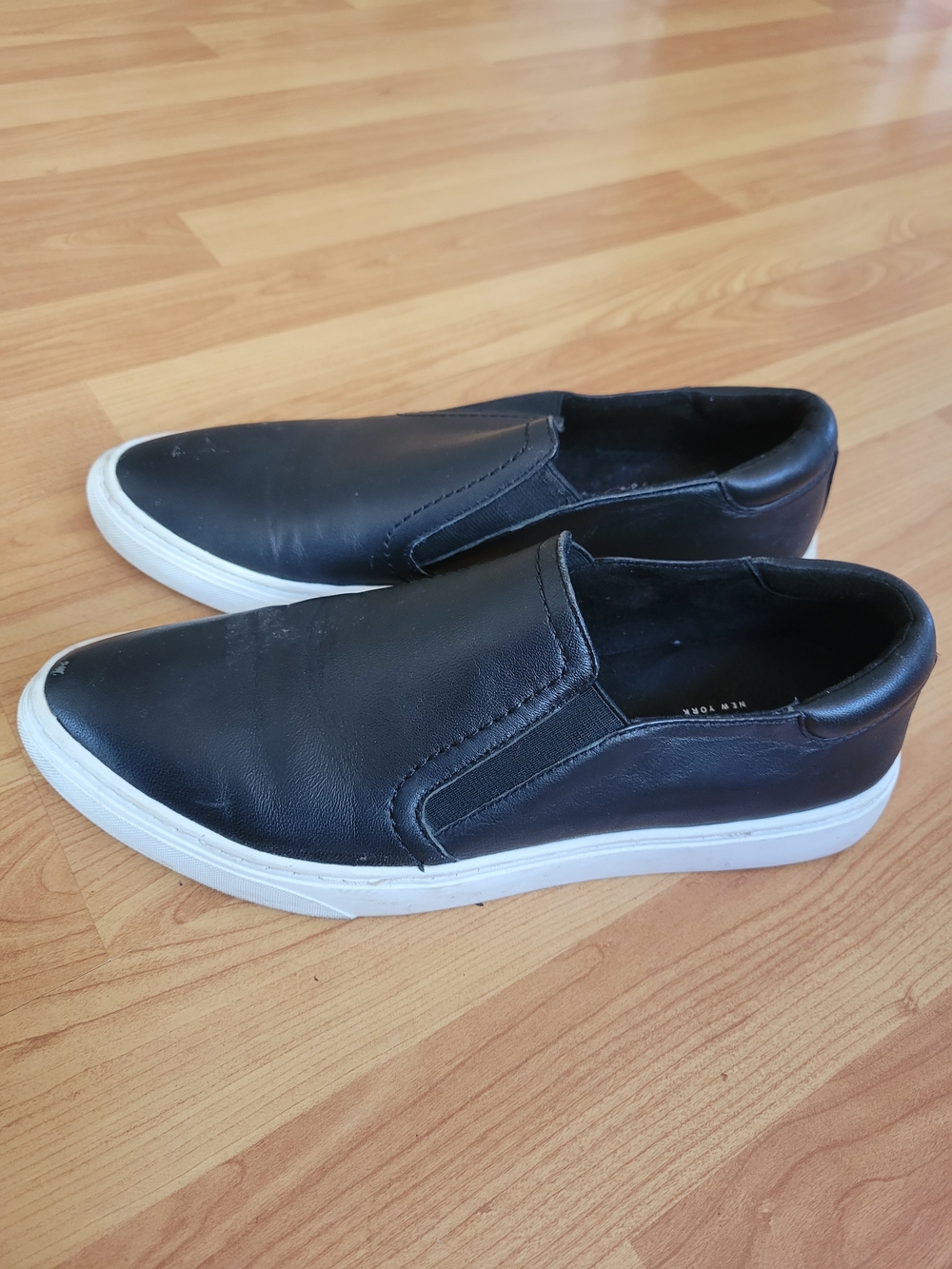 Women's Black Slip-On Casual Sneakers - White Sole, Kenneth Cole